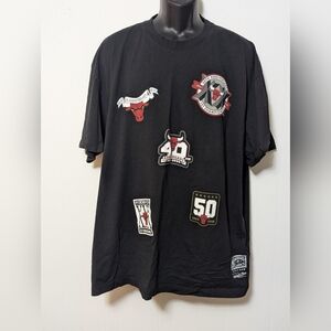 Men's Mitchell & Ness Chicago Bulls Flight T-Shirt Black Size XXL *Like New*